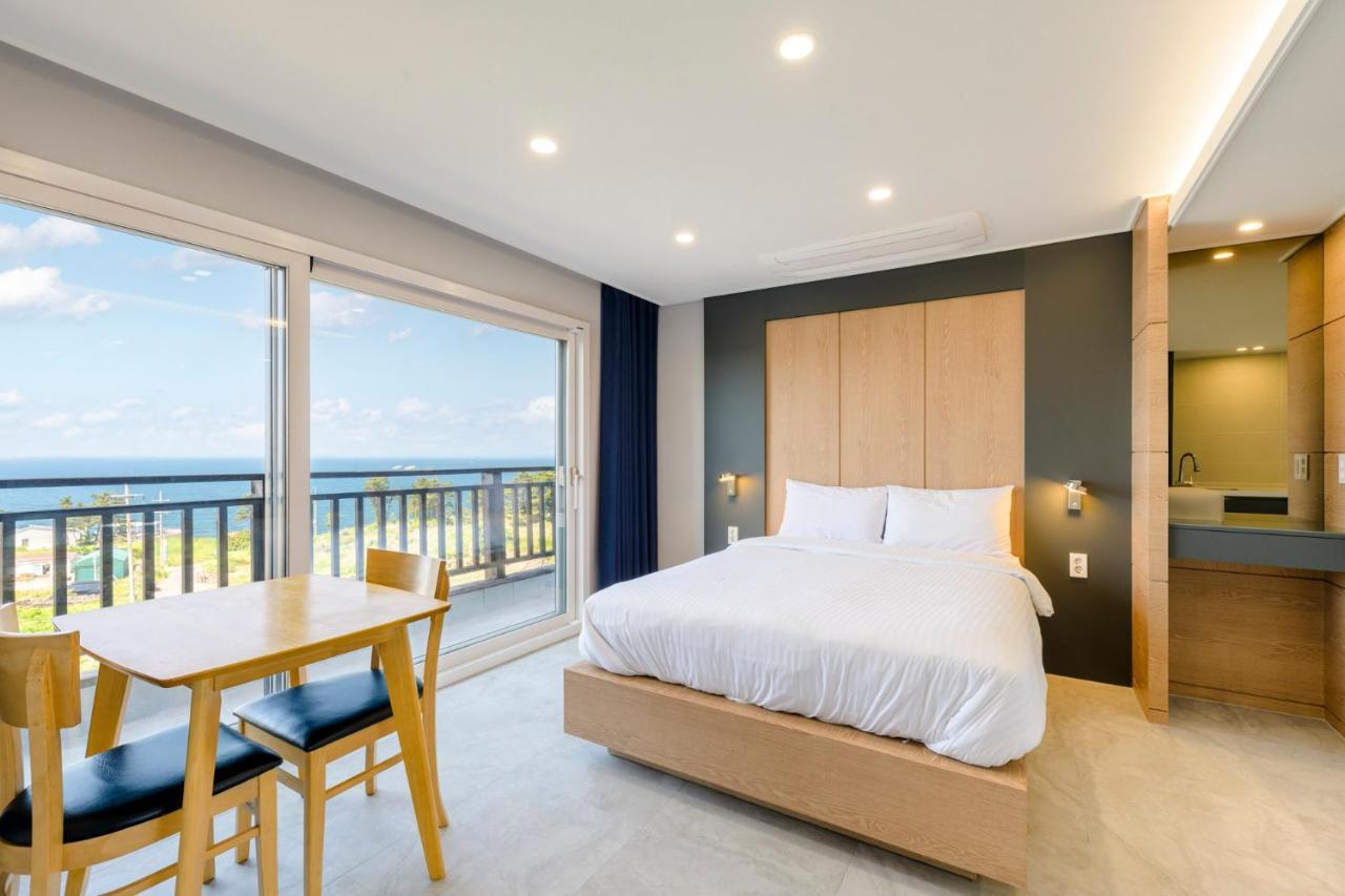 Cadelhas Hotel Jeju Bagian luar foto