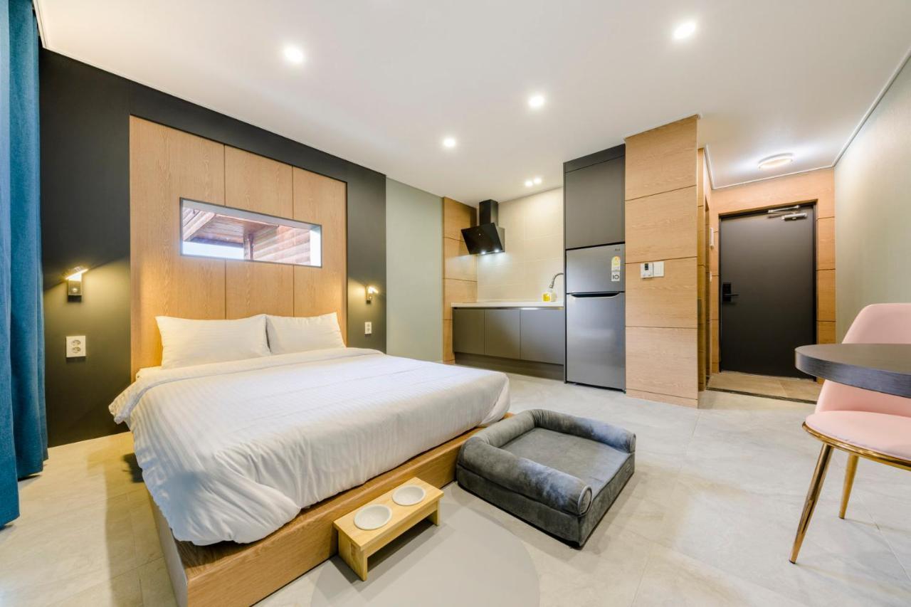 Cadelhas Hotel Jeju Bagian luar foto