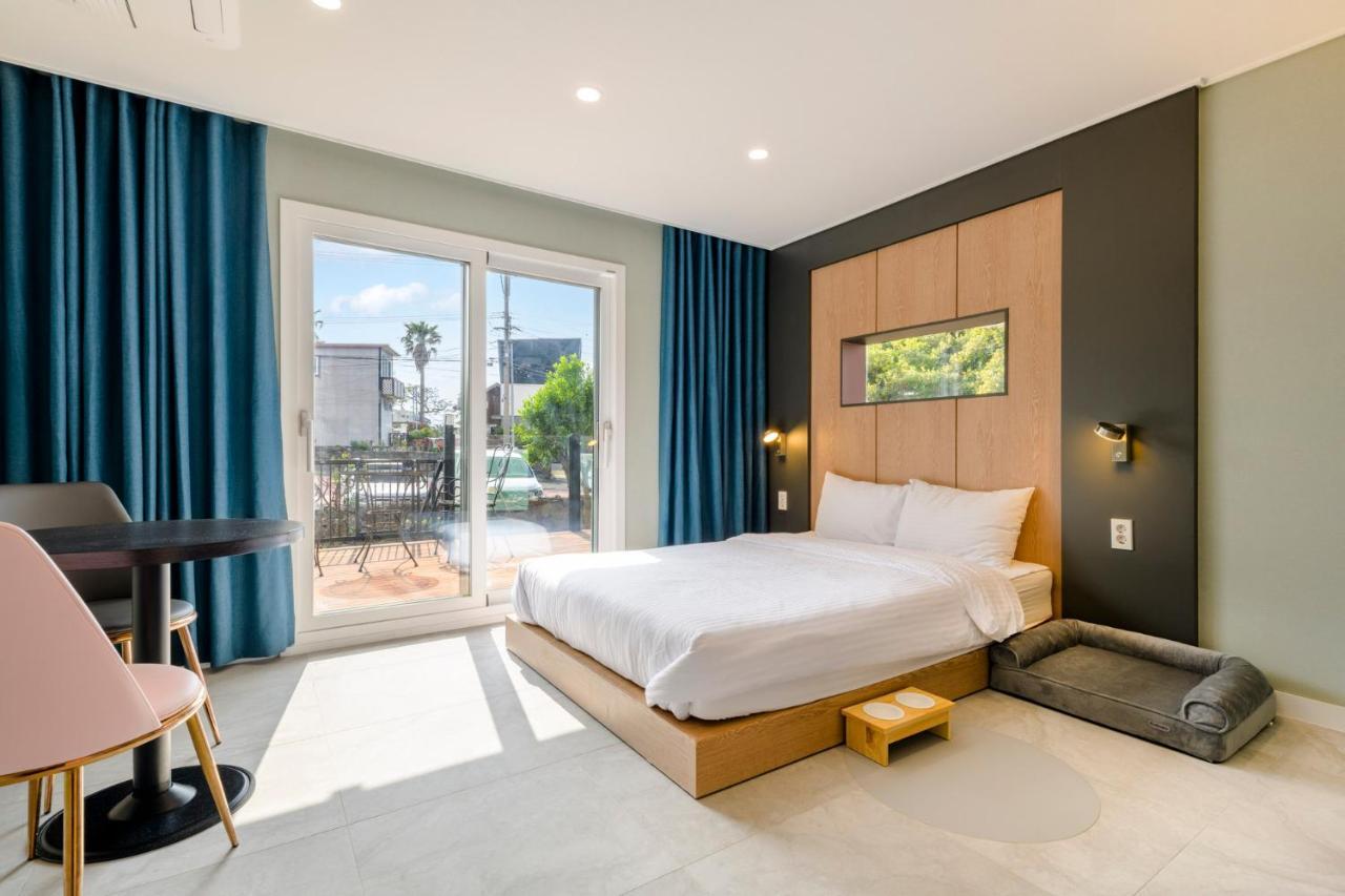 Cadelhas Hotel Jeju Bagian luar foto