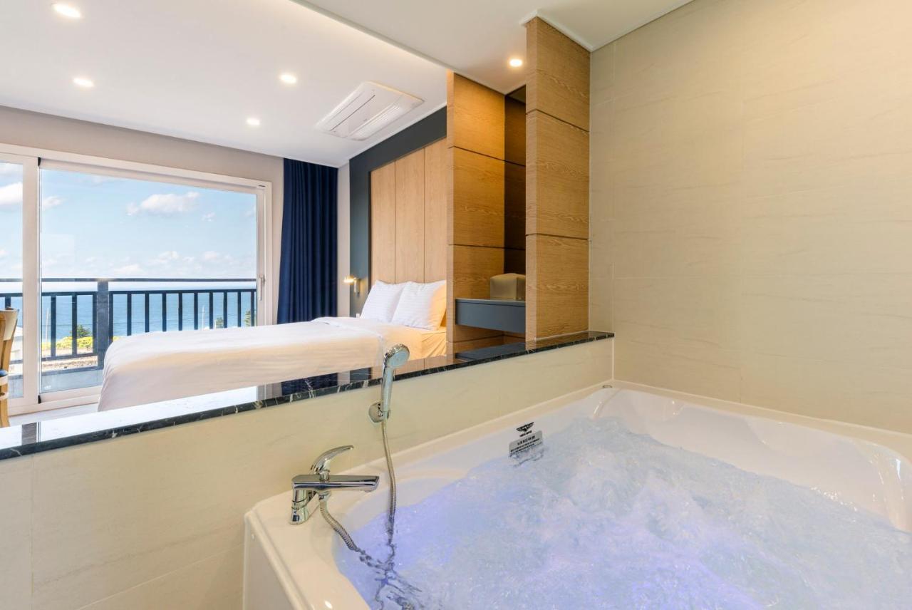 Cadelhas Hotel Jeju Bagian luar foto