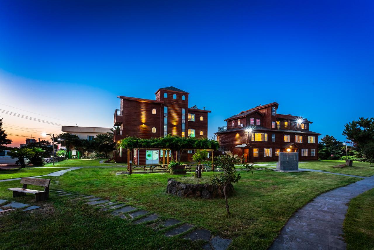 Cadelhas Hotel Jeju Bagian luar foto